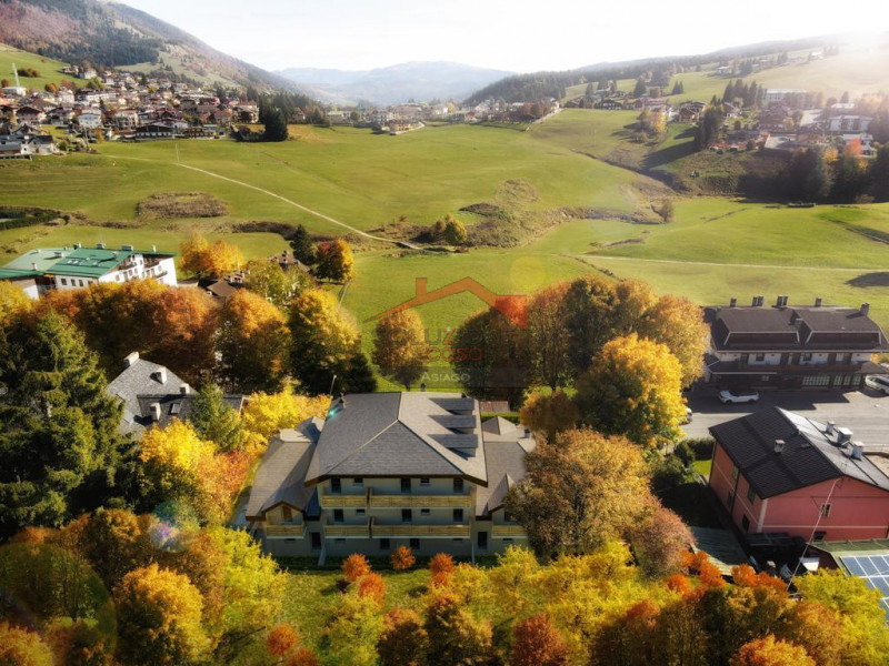 Il nuovissimo progetto residenziale Chalet Galade realizzato in armonia con il contesto montano, ...