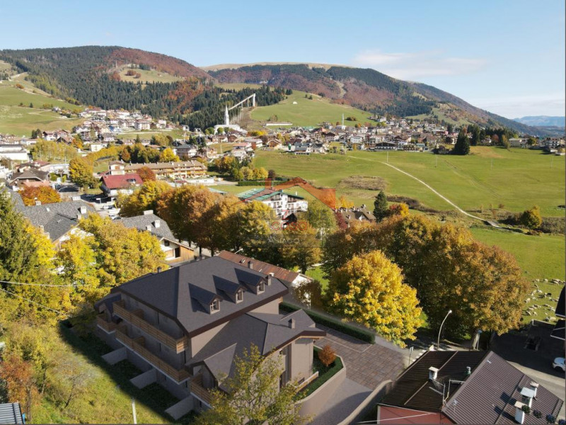 Il nuovissimo progetto residenziale Chalet Galade realizzato in armonia con il contesto montano, ...