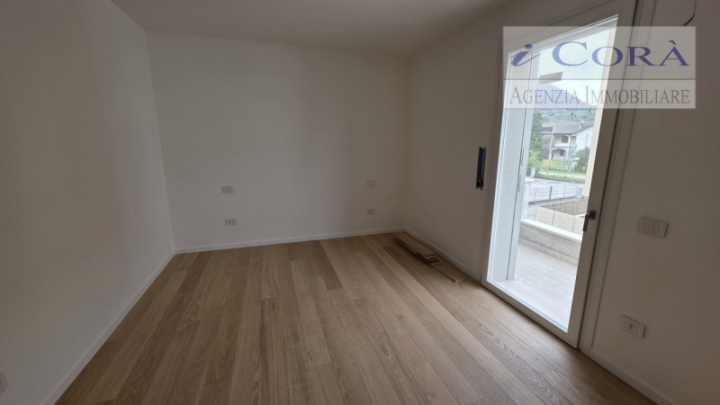 Teolo zona Bresseo/Treponti Casa Villa Trifamiliare classe A4 nuova realizzazione. Circonda dal v...