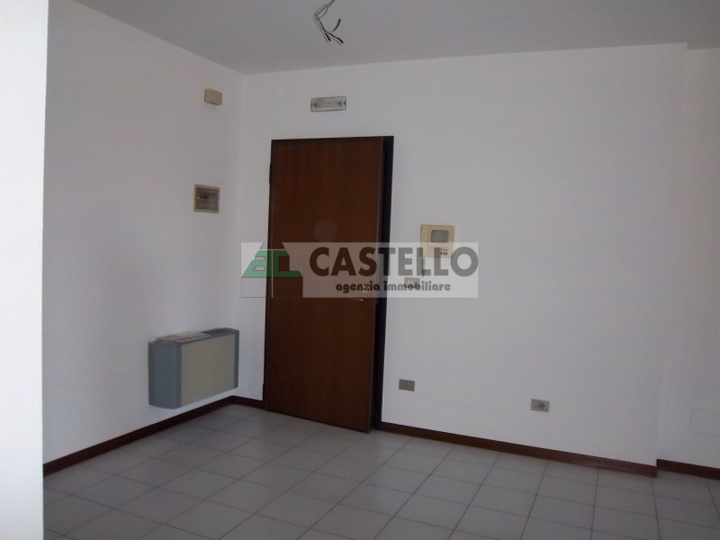 Vigodarzere centro ufficio openspace di circa 70mq netti, dotato di servizio finestrato, riscalda...