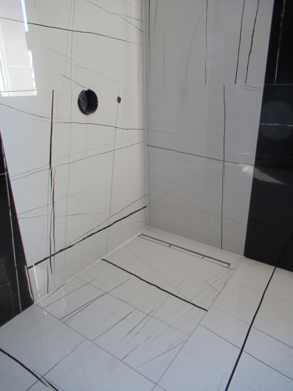 Ad Arcade (TV), in posizione centrale, proponiamo in vendita abbinata, di nuova costruzione, dall...