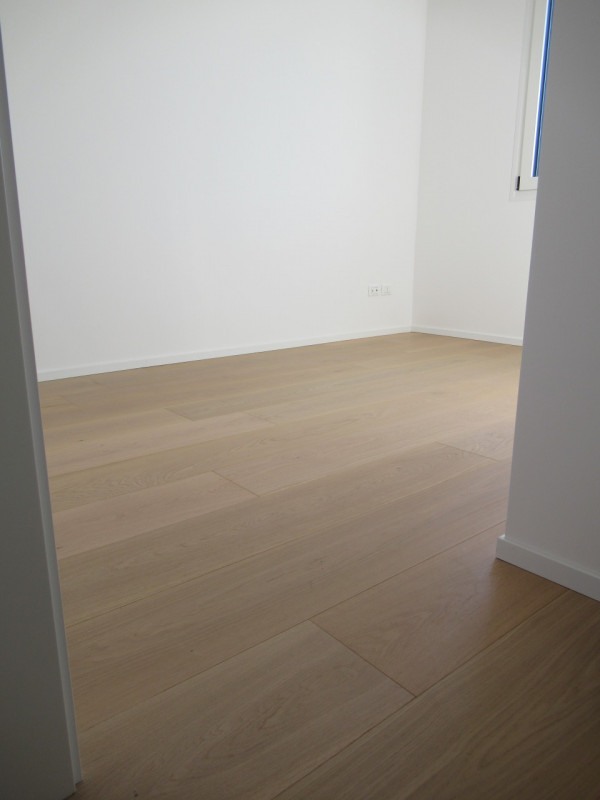 Ad Arcade (TV), in posizione centrale, proponiamo in vendita abbinata, di nuova costruzione, dall...