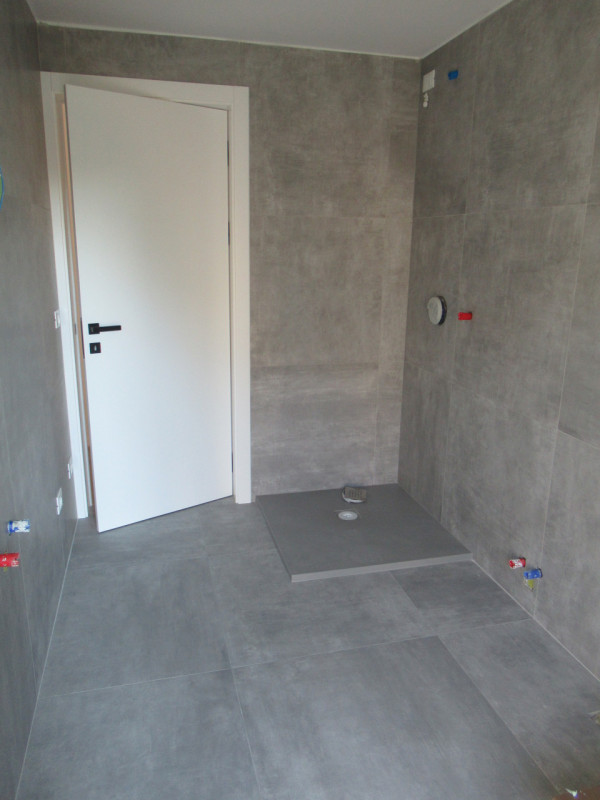 Ad Arcade (TV), in posizione centrale, proponiamo in vendita abbinata, di nuova costruzione, dall...