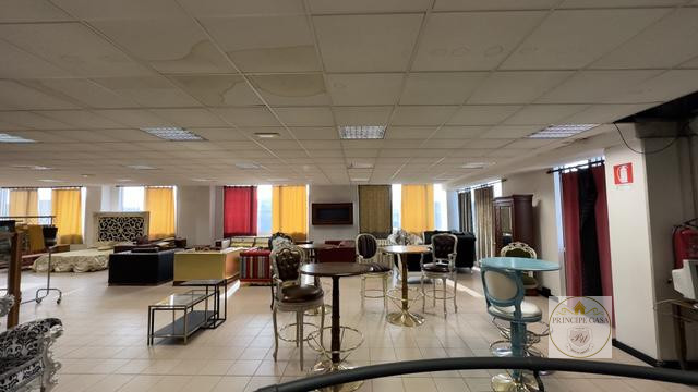 Rif. C300 Situato a 10 Km dal casello di Santa Margherita D'Adige.
L’immobile è ben interconnesso...