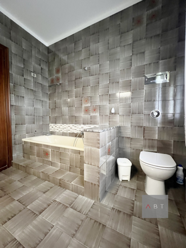 Situata nella frazione di San Giorgio in Brenta, casa singola composta di: ingresso, soggiorno, c...