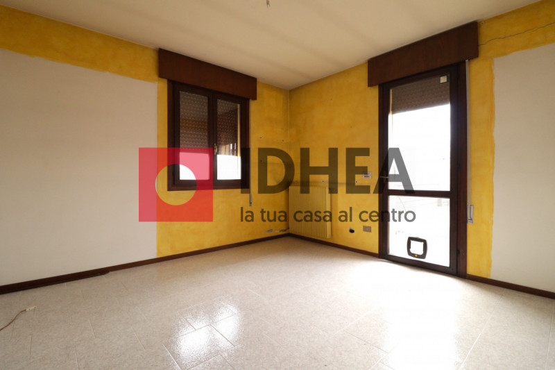 TREVISO - SANTA BONA NUOVA

""" RIFERIMENTO NST1 """


L'agenzia immobiliare Idhea propone in ven...