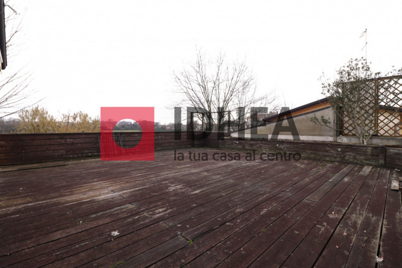 TREVISO - SANTA BONA NUOVA

""" RIFERIMENTO NST1 """


L'agenzia immobiliare Idhea propone in ven...