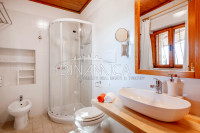 Bellissimo agriturismo con 58 ha di terreno biologico, collina pomarance, pisa