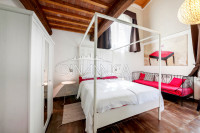 Bellissimo agriturismo con 58 ha di terreno biologico, collina pomarance, pisa