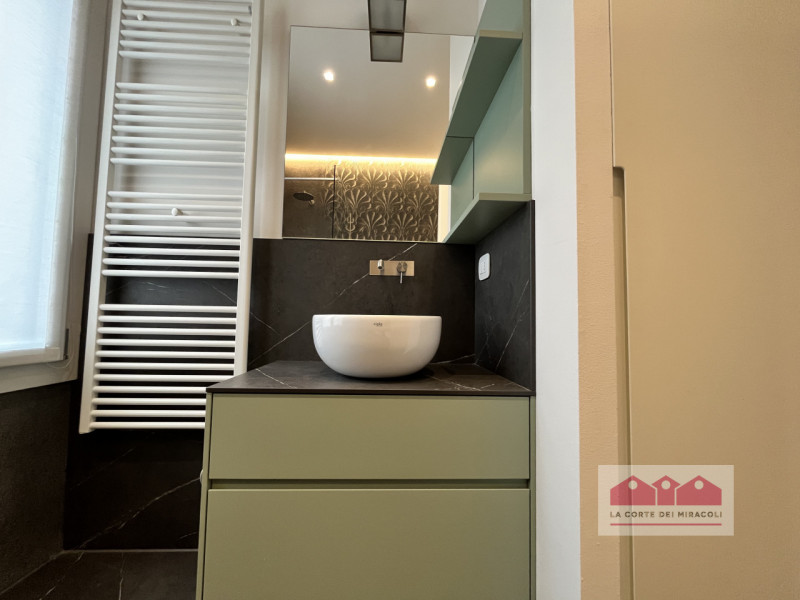 CENTRO STORICO: MINIAPPARTAMENTO RISTRUTTURATO COMPOSTO DA SOGGIORNO CON ANGOLO COTTURA, BAGNO, C...