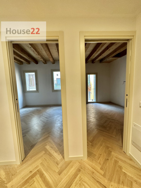 CENTRO STORICO VICENZA. In pieno centro storico ma allo stesso tempo lontano dai rumori, su picco...