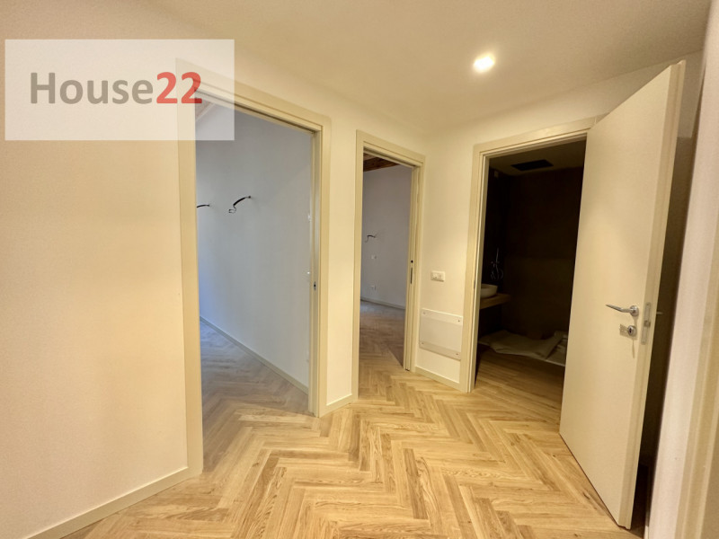 CENTRO STORICO VICENZA. In pieno centro storico ma allo stesso tempo lontano dai rumori, su picco...