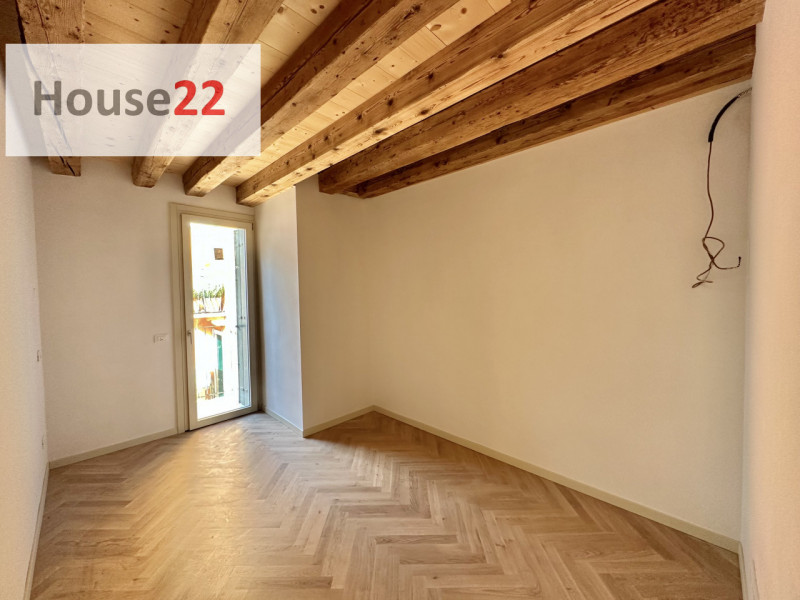 CENTRO STORICO VICENZA. In pieno centro storico ma allo stesso tempo lontano dai rumori, su picco...