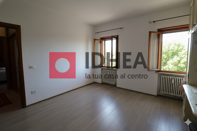 MASERADA SUL PIAVE

""" RIFERIMENTO FUM1 """

AFFITTATA FINO A GIUGNO 2027

L'agenzia IDHEA di Vi...