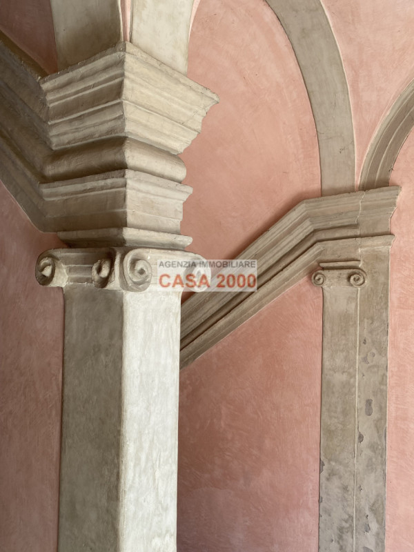 Benvenuti nella magnifica Villa Veneta del 1600, un gioiello storico nel cuore del centro di Camp...
