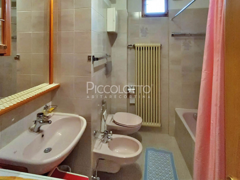 Rif. V4873 - Cortina d’Ampezzo, appartamento in vendita in centro, perfetto per chi vuole vivere ...