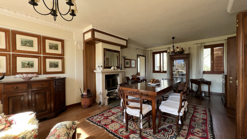 Rif R072 - ABANO TERME - Loc.  MONTEROSSO: Elegante proprietà nel comune di Abano Terme completam...