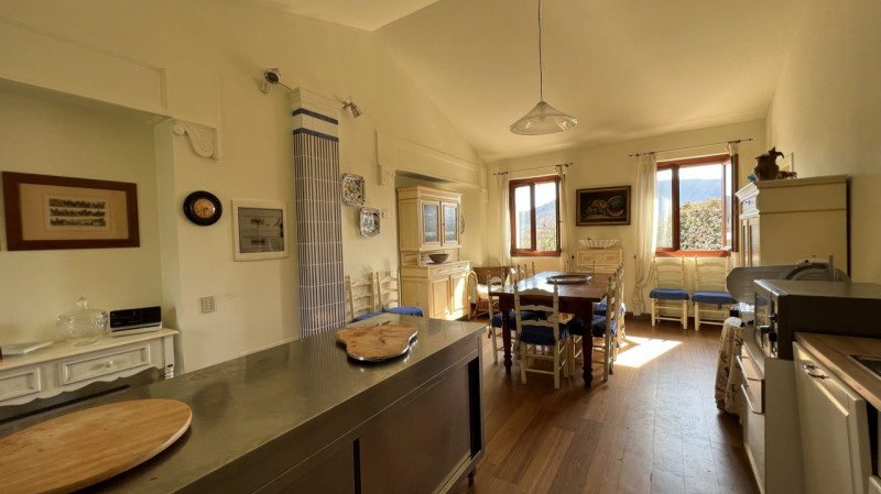 Rif R072 - ABANO TERME - Loc.  MONTEROSSO: Elegante proprietà nel comune di Abano Terme completam...