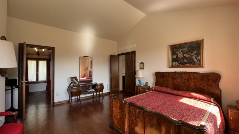 Rif R072 - ABANO TERME - Loc.  MONTEROSSO: Elegante proprietà nel comune di Abano Terme completam...