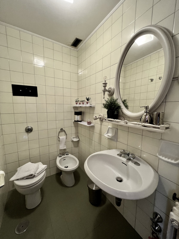 PADOVA - zona ISTITUTI UNIVERSITARI/PORTELLO:
DA AGOSTO
Sara immobiliare propone in locazione mon...