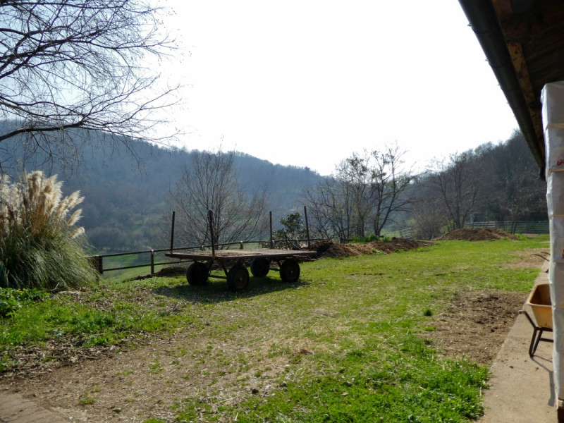 AZIENDA AGRICOLA CON STRUTTURA RICETTIVA (EX-AGRITURISMO) CONVERTIBILE IN ABITAZIONE CON CAMBIO D...