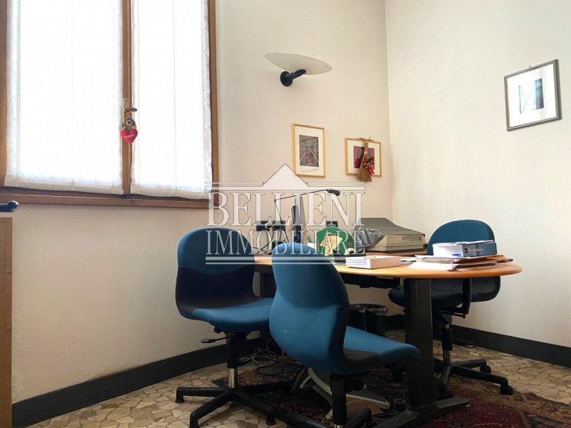 CENTRO STORICO - Nelle vicinanze di Piazza Poste di Vicenza, in un palazzo storico del '500, prop...