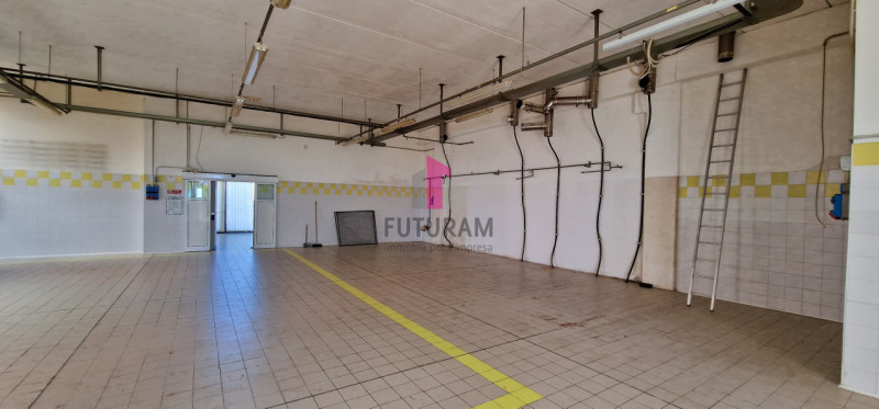 ABANO TERME - RIF. 299MAT  - TEL 0444310220

-Capannone a destinazione artigianale.
-Pertinenza c...