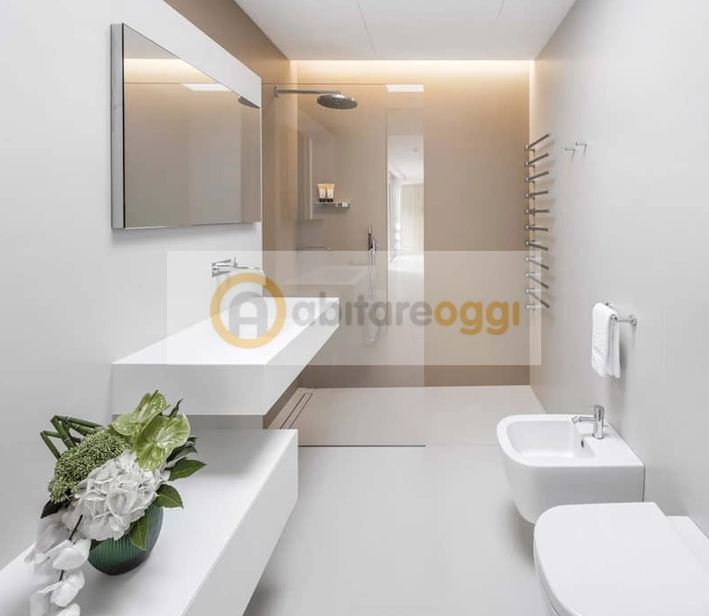 A soli 15 minuti a piedi dal centro storico e dai principali servizi della città, proponiamo in v...