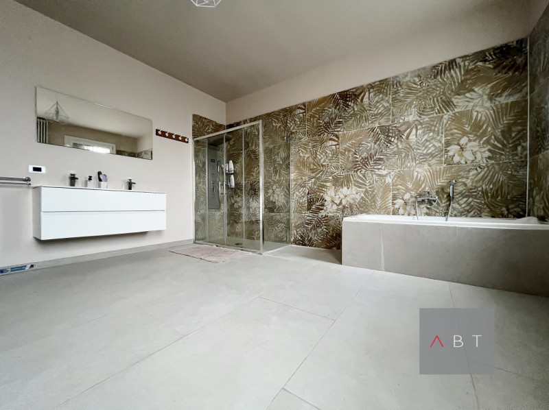 Situata nella frazione di Paviola, casa singola composta di: ingresso, cucina-pranzo, soggiorno, ...