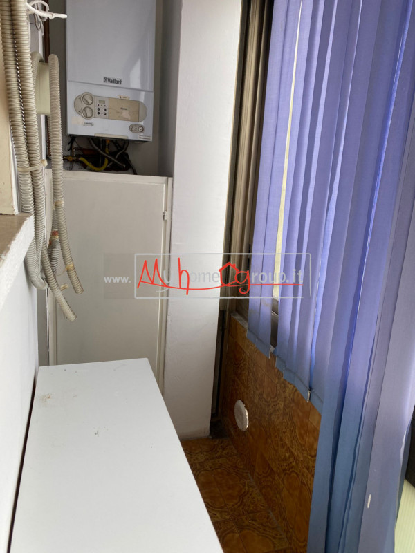 CHIESANUOVA: Stanza singola per studenti universitari in appartamento condiviso. La soluzione si ...