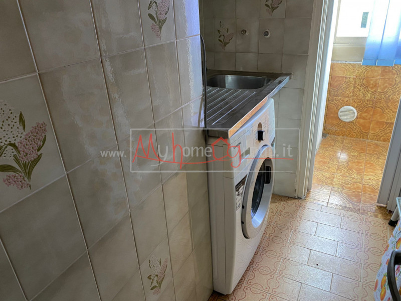 CHIESANUOVA: Stanza singola per studenti universitari in appartamento condiviso. La soluzione si ...