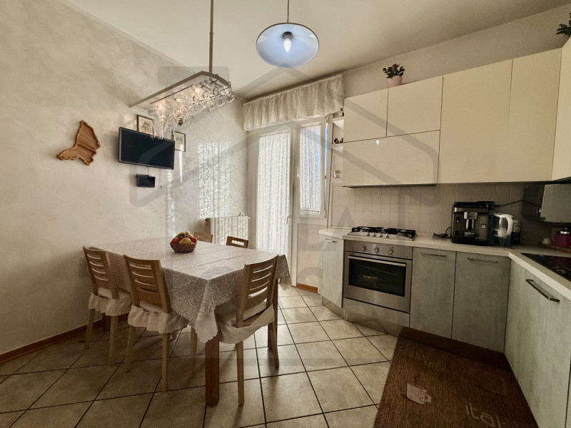 ABANO TERME - In pieno centro ad Abano Terme, in una delle zone più comode e ricercate della citt...