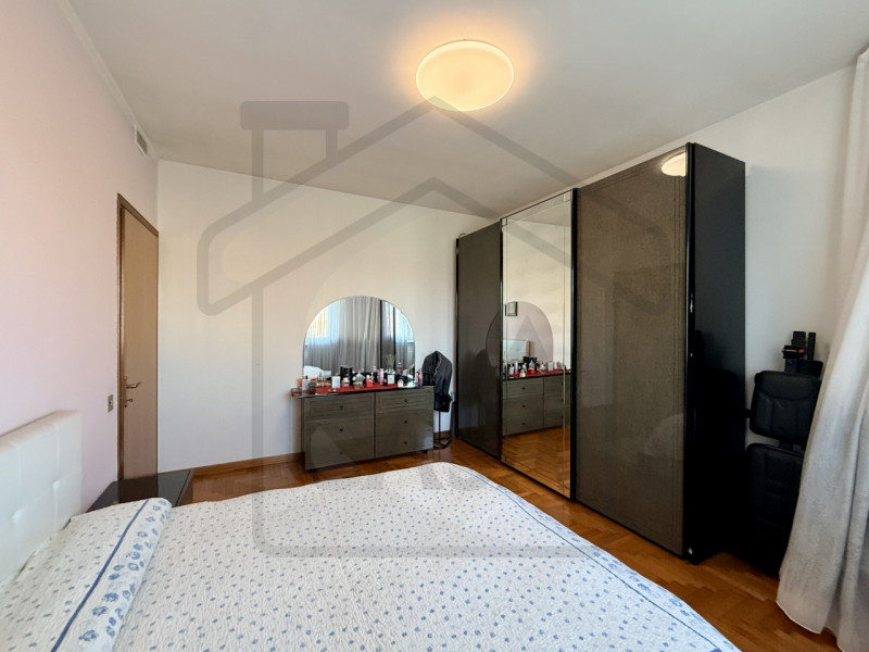 ABANO TERME - In pieno centro ad Abano Terme, in una delle zone più comode e ricercate della citt...