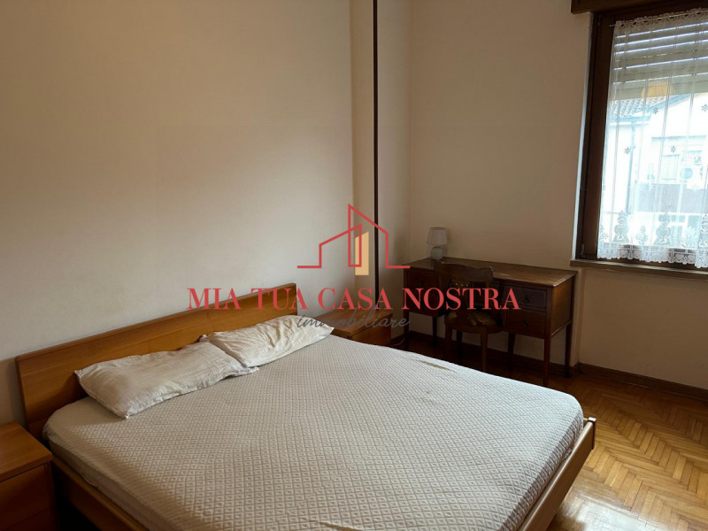 CHIESANUOVA: Stanza singola per lavoratori in appartamento condiviso; L'immobile si compone di in...