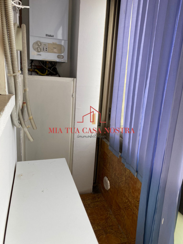 CHIESANUOVA: Stanza singola per lavoratori in appartamento condiviso; L'immobile si compone di in...