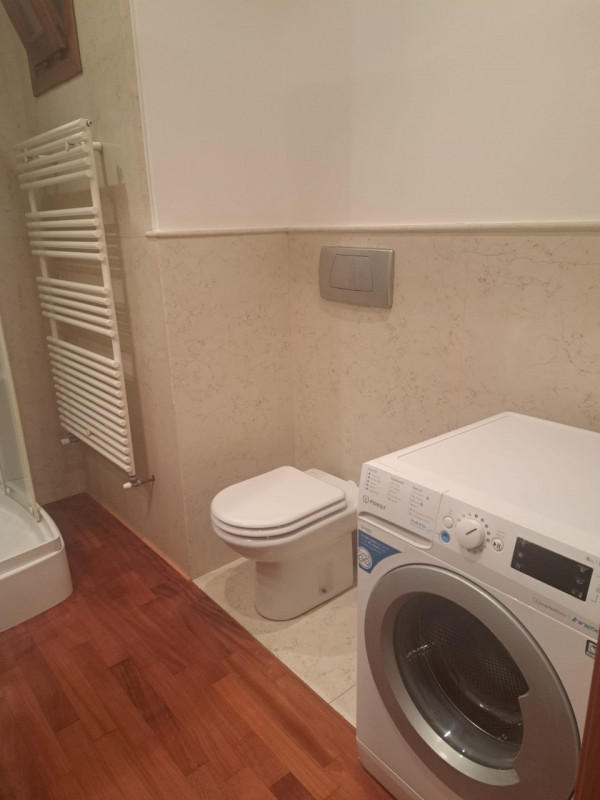 santa croce-prato della valle, vendesi appartamento sito al terzo e ultimo piano (NO ASCENSORE) o...