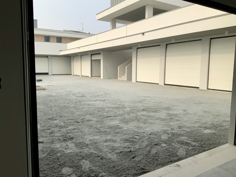 Nella zona più tranquilla di San Martino di Lupari, a pochi passi dal centro del paese e dai serv...