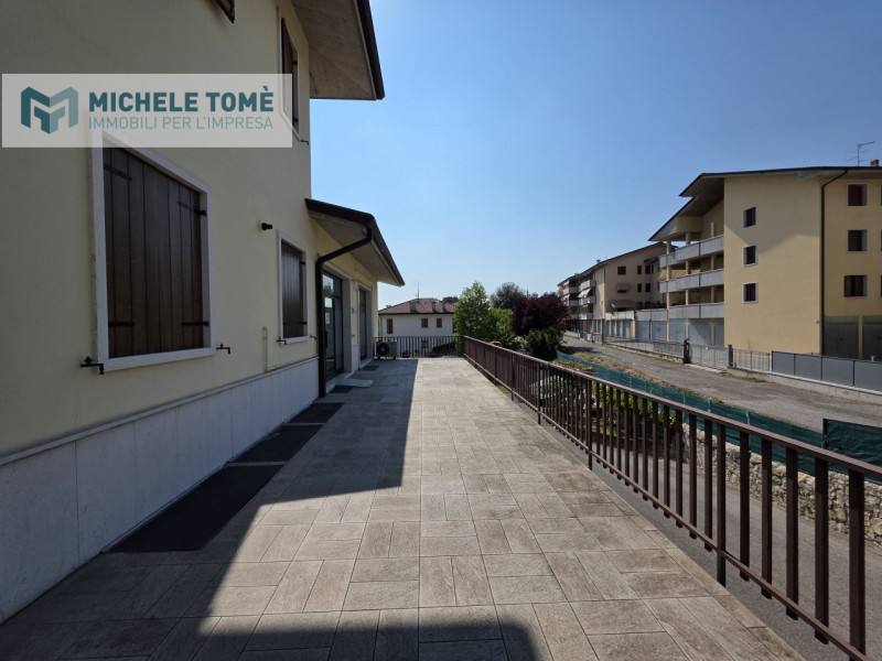 VENDO Attività e Licenze a Negrar – foto 1