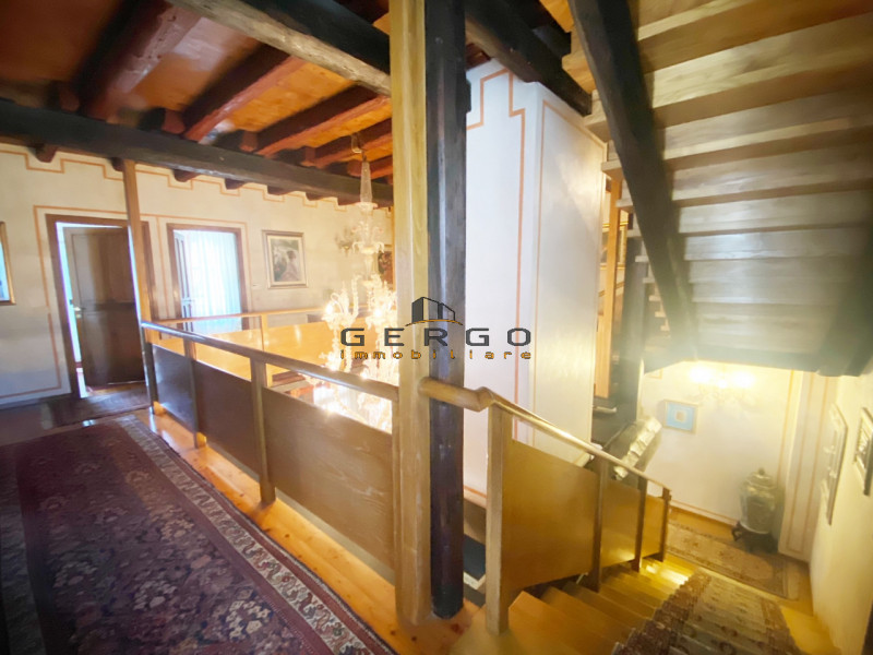 (Per INFO Mara 3481536890) Nelle campagne del trevigiano, a Motta di Livenza, immersa in un parco...