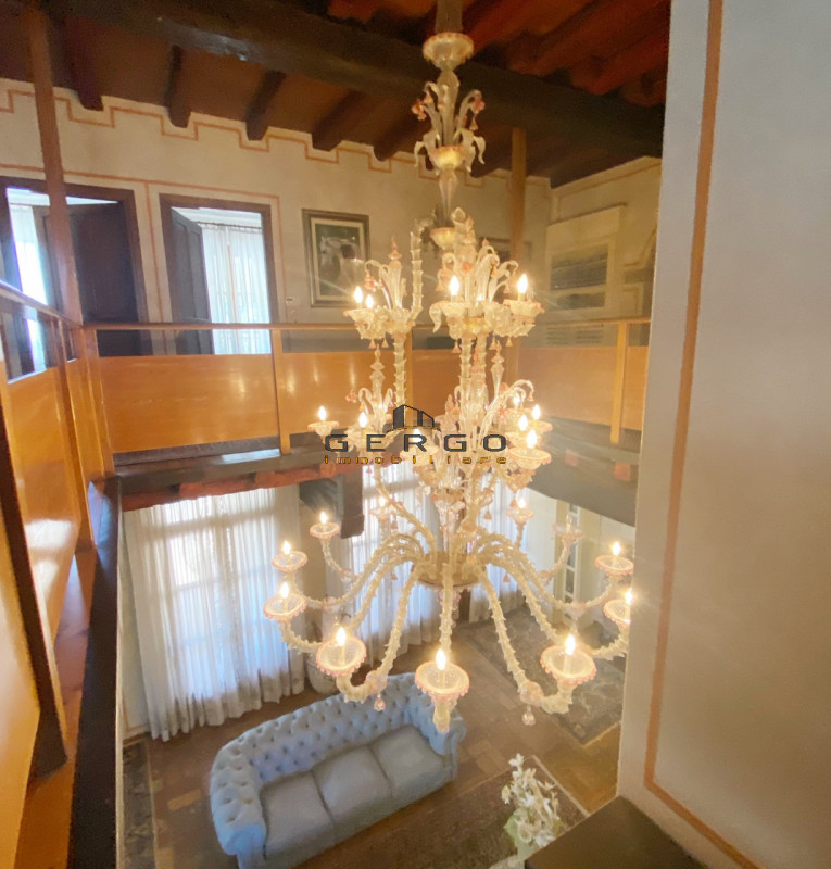 (Per INFO Mara 3481536890) Nelle campagne del trevigiano, a Motta di Livenza, immersa in un parco...