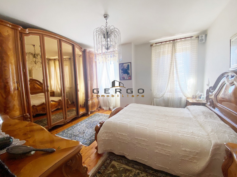 (Per INFO Mara 3481536890) Nelle campagne del trevigiano, a Motta di Livenza, immersa in un parco...