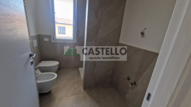 Ultima opportunità a San Carlo: esclusivo attico con maxi terrazzo e tecnologie all’avanguardia!
...