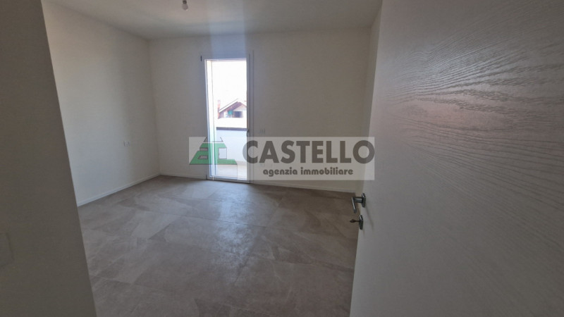 Ultima opportunità a San Carlo: esclusivo attico con maxi terrazzo e tecnologie all’avanguardia!
...