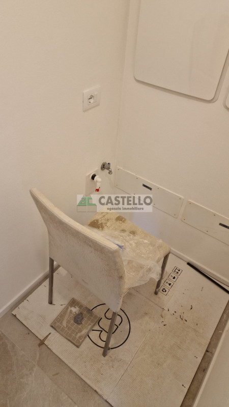 Ultima opportunità a San Carlo: esclusivo attico con maxi terrazzo e tecnologie all’avanguardia!
...