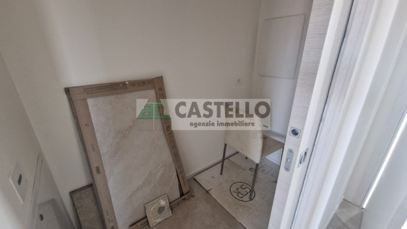 Ultima opportunità a San Carlo: esclusivo attico con maxi terrazzo e tecnologie all’avanguardia!
...