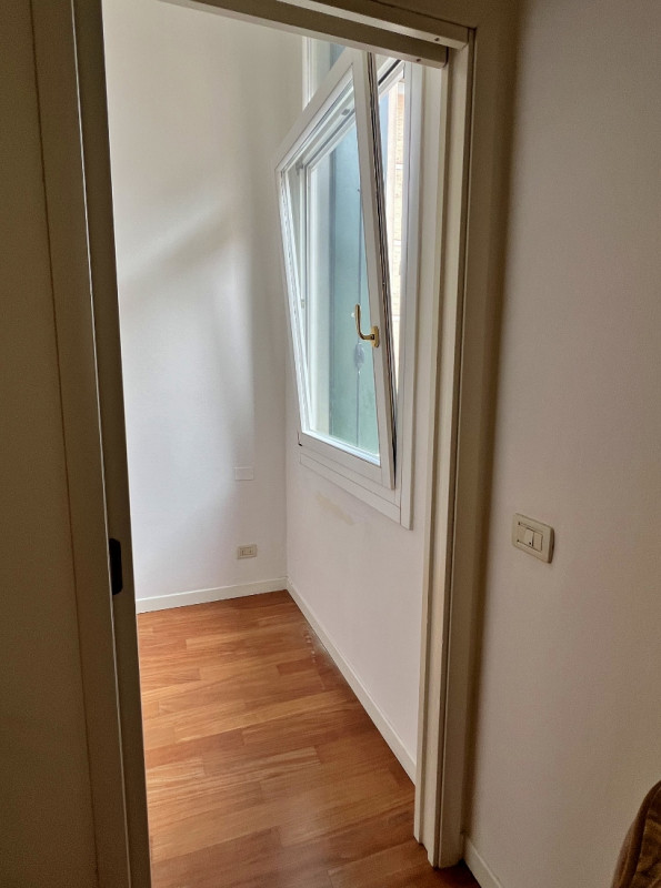 DELIZIOSO MIDI COMPLETAMENTE ARREDATO NEL CUORE DI VICENZA, A POCHI PASSI DAL TEATRO OLIMPICO - R...