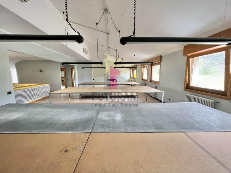 MAROSTICA - RIF.23BRU-FUTURAM PER INFO 0444/310220 - 392/9183796

IN ZONA DI FORTE PASSAGGIO, A M...