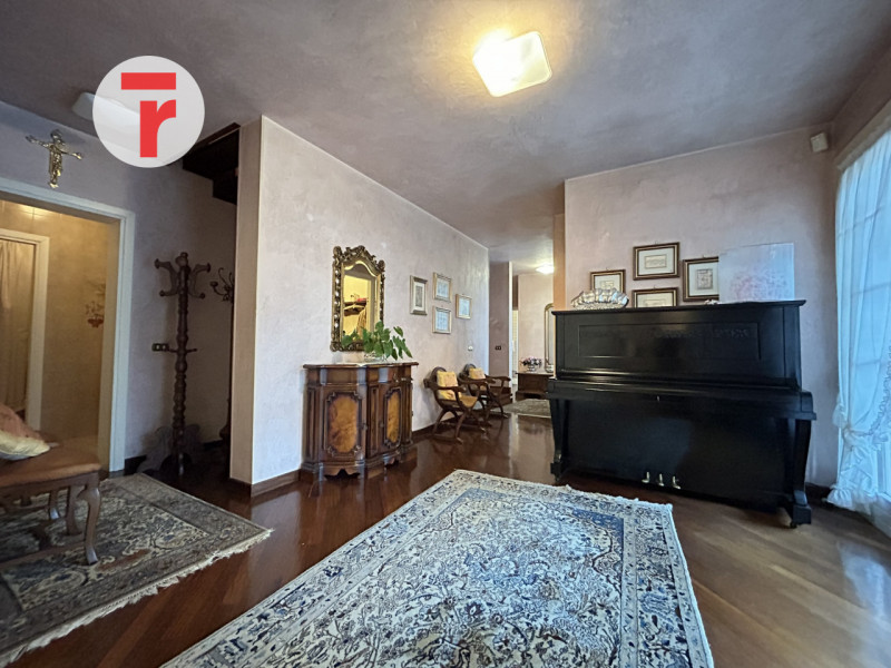 Vigodarzere Centro - In zona comoda a tutti i servizi del quartiere come farmacia, supermercati, ...