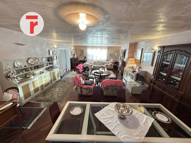 Vigodarzere Centro - In zona comoda a tutti i servizi del quartiere come farmacia, supermercati, ...