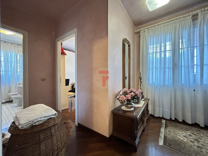 Vigodarzere Centro - In zona comoda a tutti i servizi del quartiere come farmacia, supermercati, ...